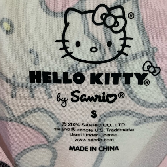 Hello Kitty, sleep shirt - Picture 2 of 3